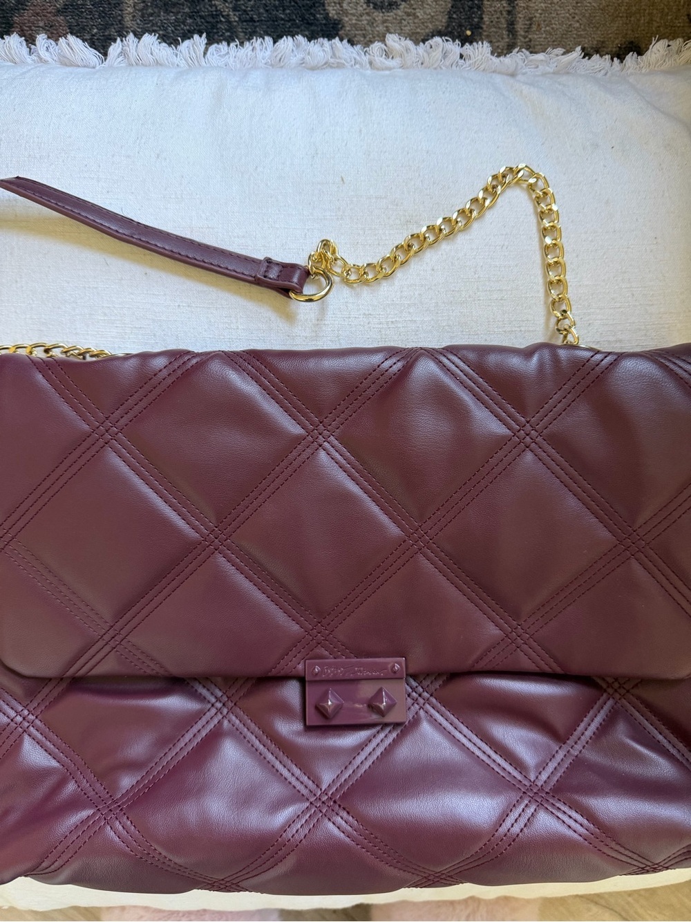 Betsey Johnson Oxblood Quilted Chain Shoulder Bag Oversized Puffer Purse - Picture 8 of 8